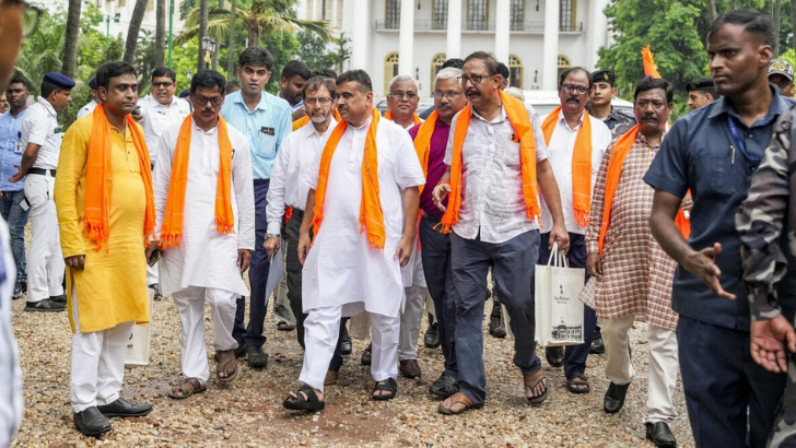 https://salarnews.in/public/uploads/images/newsimages/maannewsimage12062025_205948_bjp mla.png